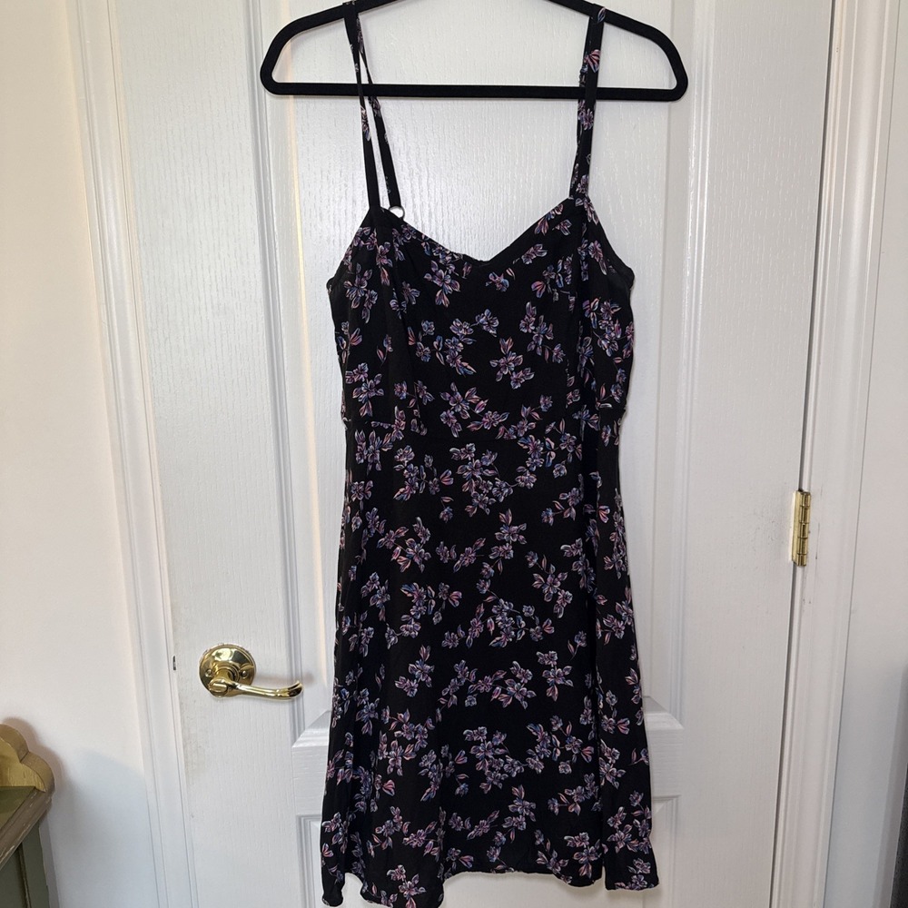 Torrid Black Floral Mini Dress Size 0 Smocked Waist Tie Strap Sweetheart
